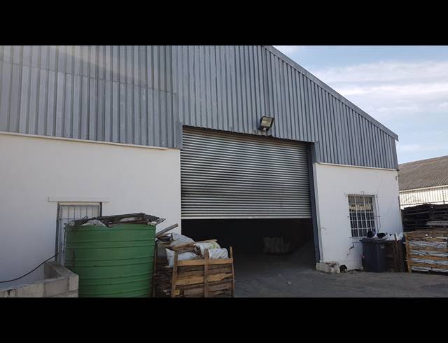 848M² FACTORY TO LET IN BLACKHEATH INDUSTRIAL